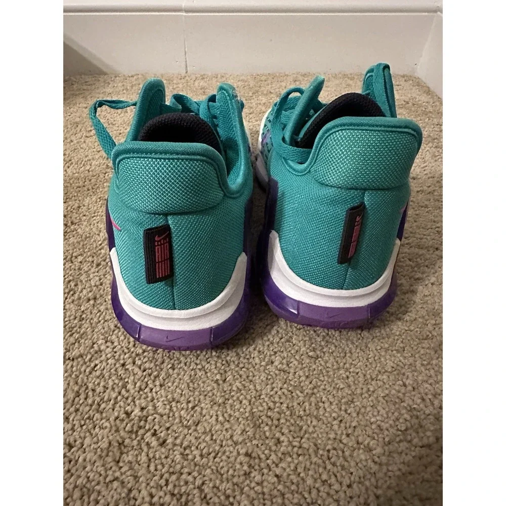 NIKE‎ LEBRON WITNESS VI 6 CLEAR EMERALD GREEN-HYPER; Size 8.5